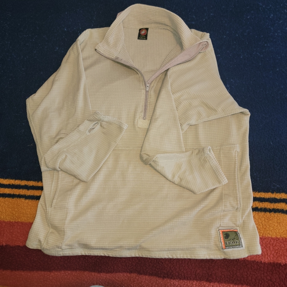 FROG midweight grid fleece long sleeve pullover shirt USMC Issue  Used